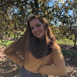 Meet your Posher, Laura